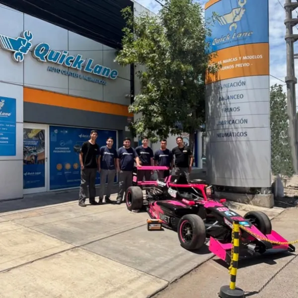 QuickLane Villa Mercedes